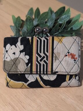 Vera Bradley Quilted Floral Kiss-Lock Wallet in Black, Yellow & Cream
